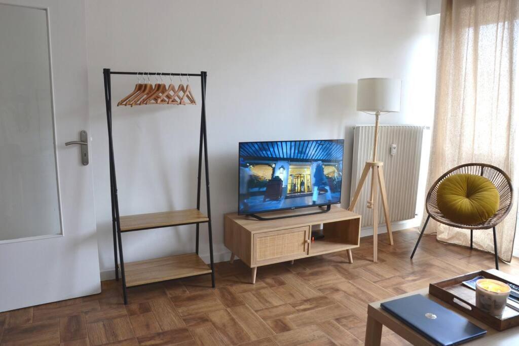 Grand Studio L Parking Prive L Centre Ville Limoges Luaran gambar
